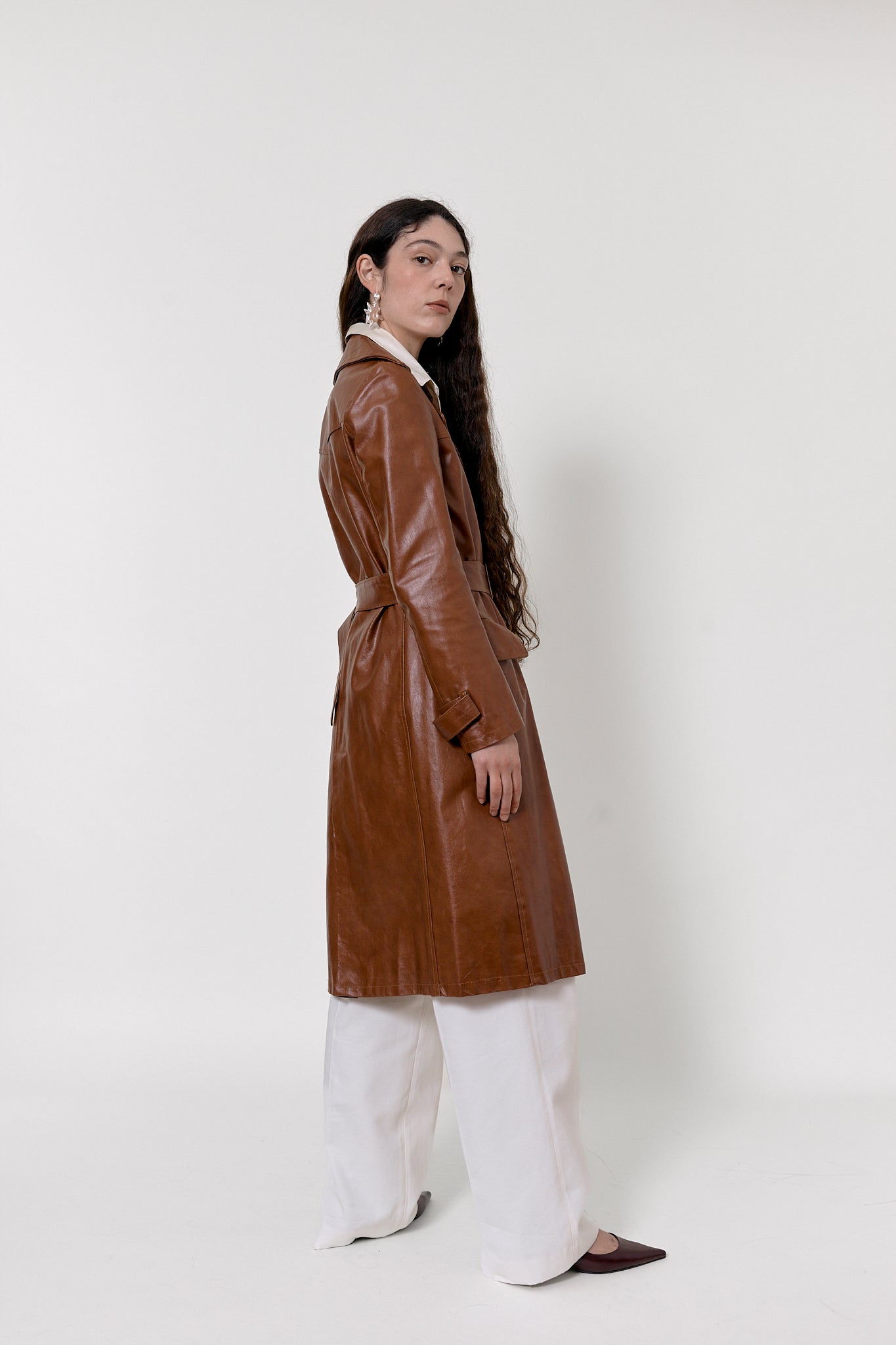 Fitted leather trench coat