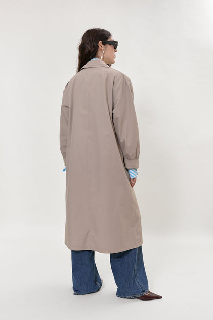 Classic trench with puffed sleeves