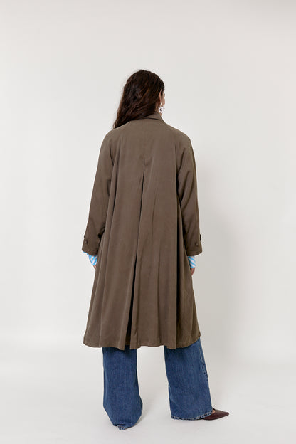 Vintage trench coat in khaki