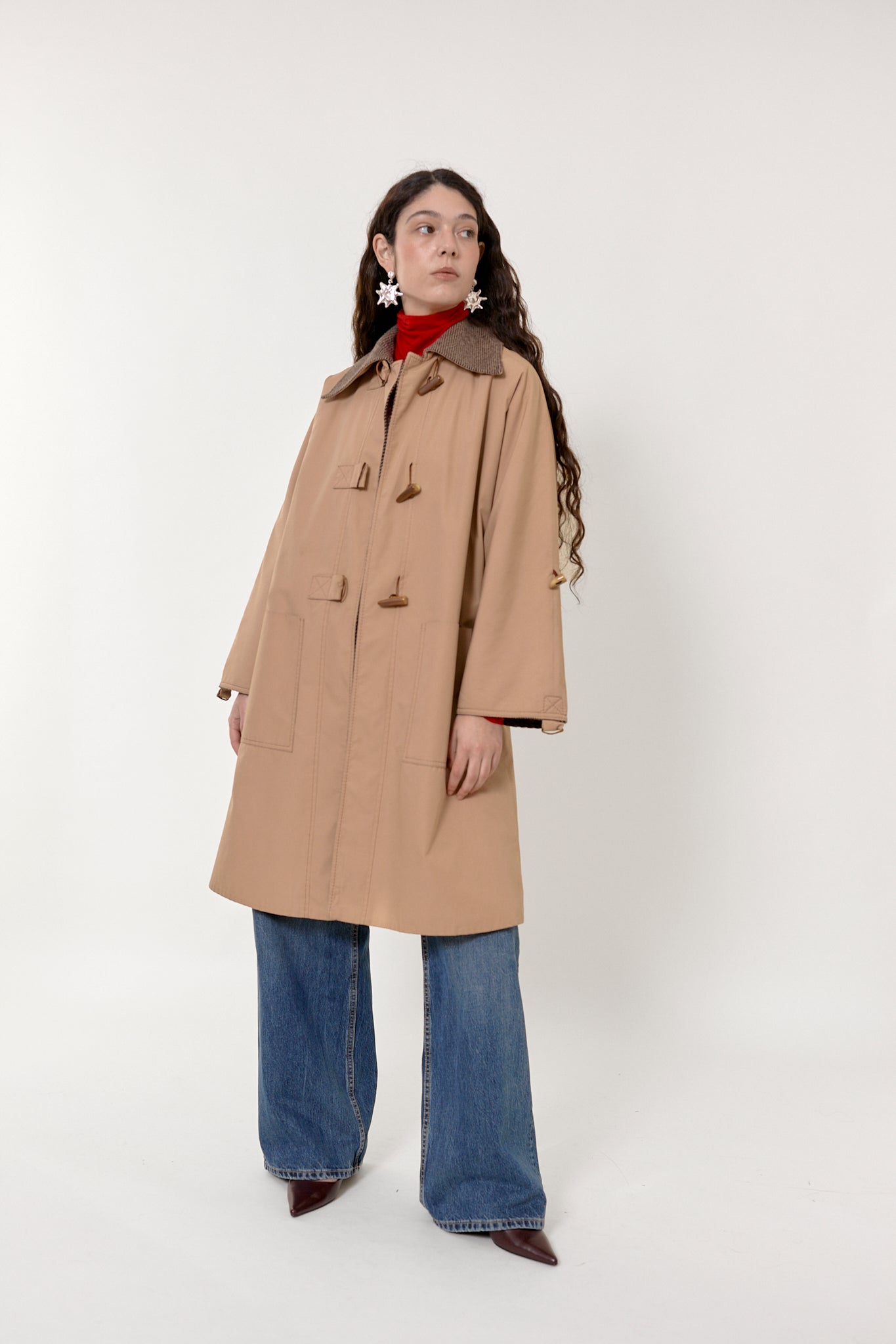 Big collar trench coat