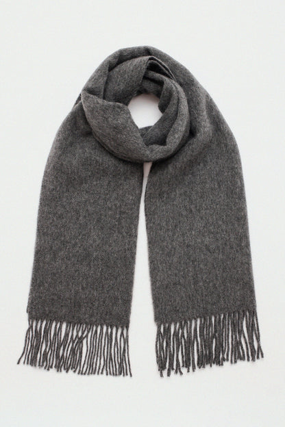 Grey wool scarf