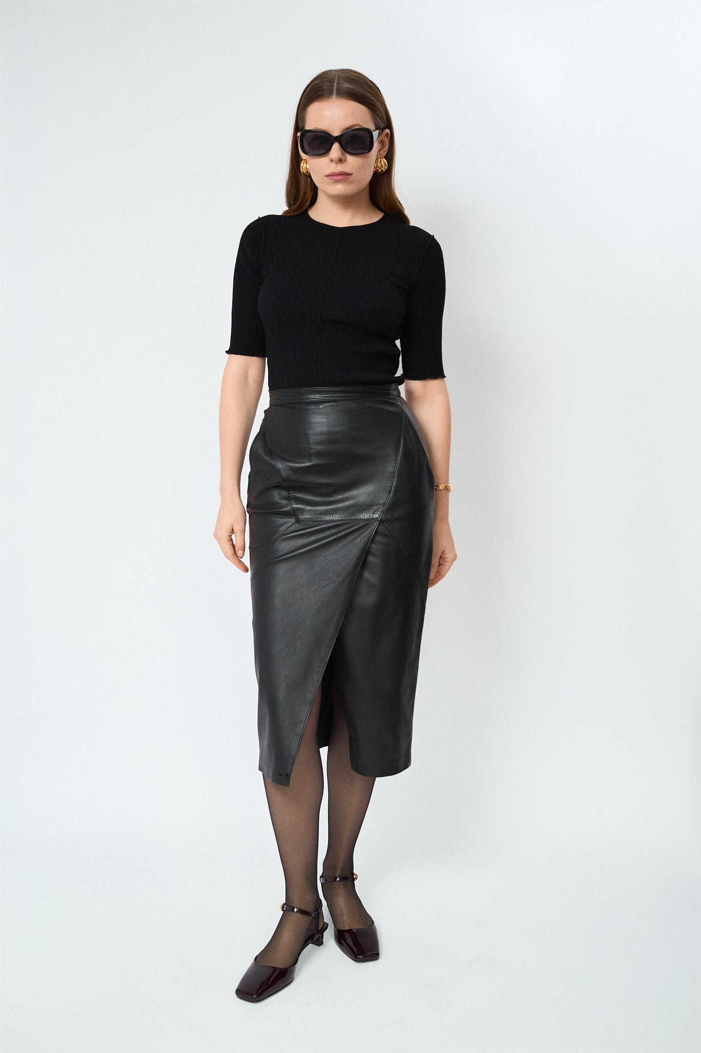 Fitted leather skirt