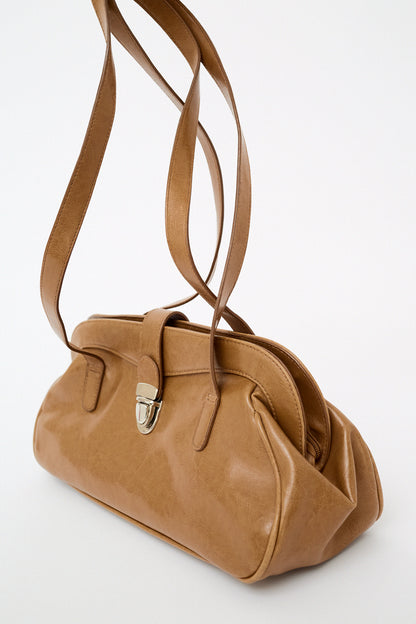 Beige baguette bag