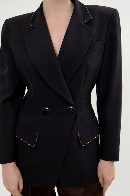 Tailored vintage blazer with wide shoulders